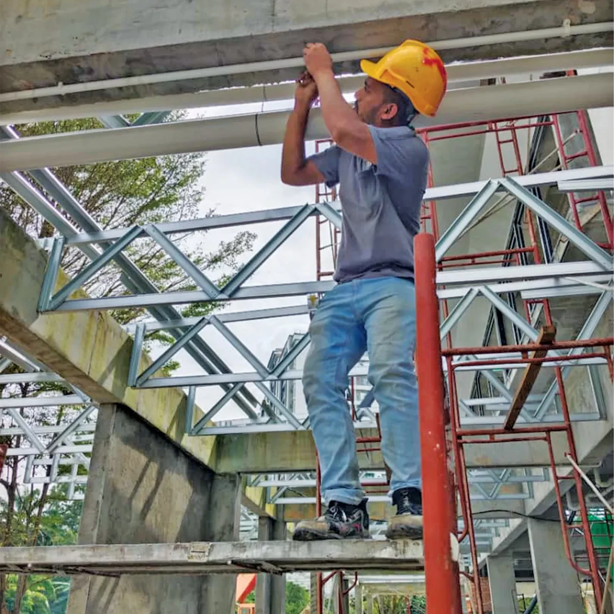scp-construction-4-6aa0ee562cc05
